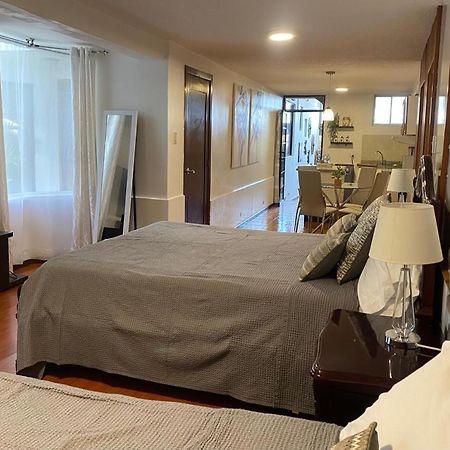 Hospedaje En Quito Norte, Apartamento & Suite Independientes Zewnętrze zdjęcie