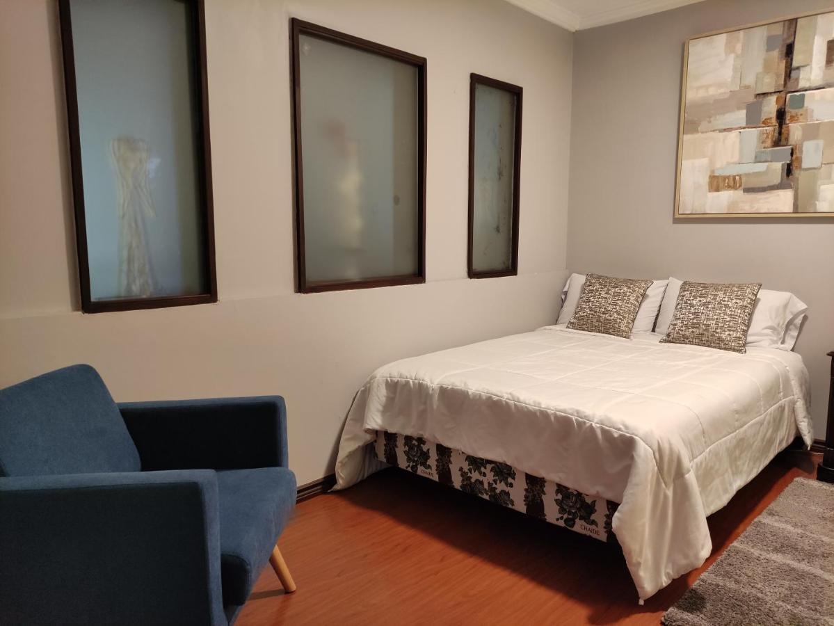 Hospedaje En Quito Norte, Apartamento & Suite Independientes Zewnętrze zdjęcie