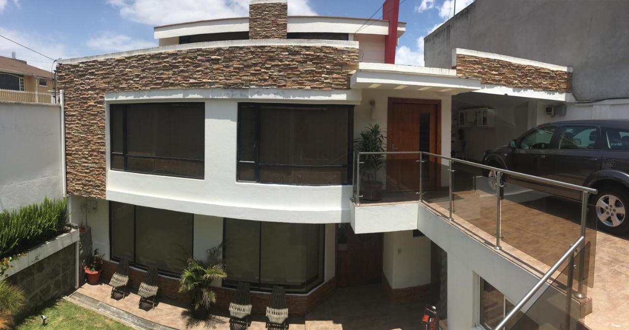 Hospedaje En Quito Norte, Apartamento & Suite Independientes Zewnętrze zdjęcie